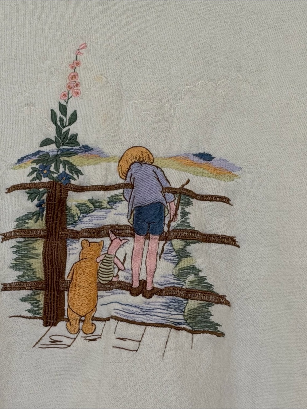 Vtg Classic Pooh Christopher Robin Piglet Embroidered Sweatshirt Winnie The XL - Picture 2 of 5